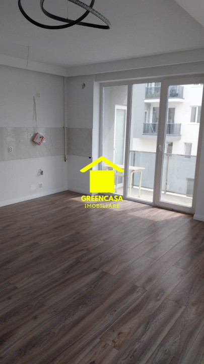 Apartament finisat, 3 camere, 60mp, balcon, zona Vivo