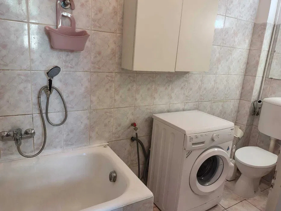 Apartament 3 camere centru (3 room apartment city center)