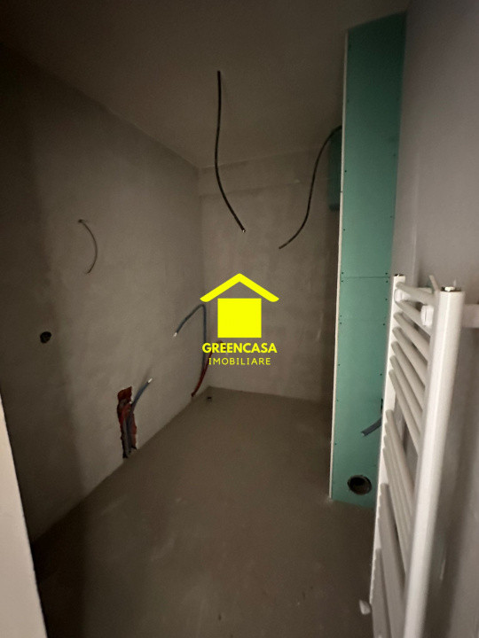 Apartament 2 camere, 54mp, balcon, semifinisat, zona Terra, Floresti